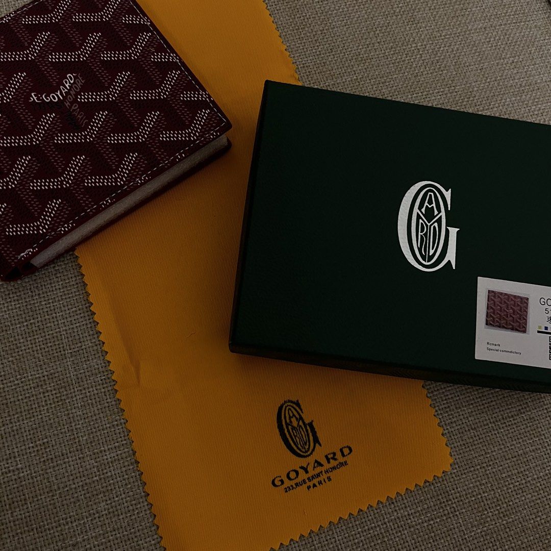 Goyard Saint Sulpice Wallet (Category: Luxury Bags & Wallets) located in Manila. Submitted by parengjeyflips (Listing ID 1436538382, Image 3). Description: Goyard Saint Sulpice wallet. Classic Goyardine pattern. Includes box and dust cloth. Available in black, green, and burgundy..