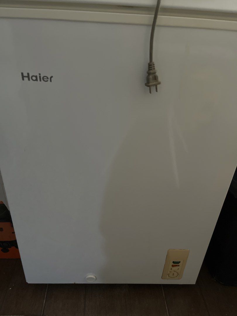 HAIER FREEZER (Category: Refrigerators and Freezers) located in Caloocan City. Submitted by jujudumbo (Listing ID 1436487304, Image 1). Description: .
