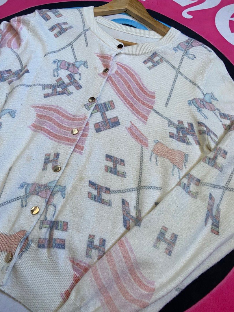 Hermes rainbow horse cardigan (Category: Activewear) located in Manila. Submitted by makeclassy.ph (Listing ID 1436523098, Image 3). Description: Material - Cotton Made in - China Condition- Excellent Dimension - 21 width / 23 Length Cut Tags Need Wash for Stain Color rate - 9.5 / 10 Issue - None Once an order is placed and confirmed, we may not be able to make changes or offer cancellation/ refunds You can message me if you have any questions. W
