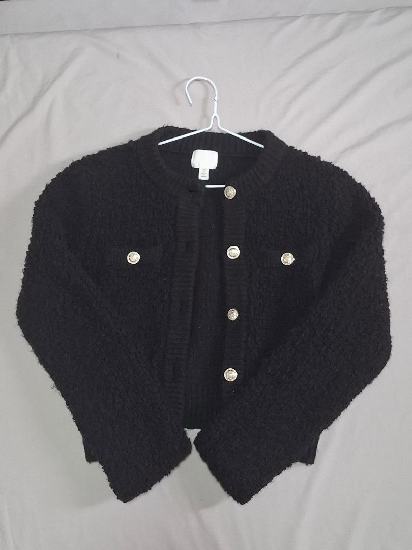 H&M Black Textured Cardigan (Category: Coats, Jackets and Outerwear) located in Quezon City. Submitted by aerzxx (Listing ID 1436529254, Image 1). Description: H&M Black Textured Cardigan size: Small-Medium condition: lightly used (2-3 times) orig price: 1499.
