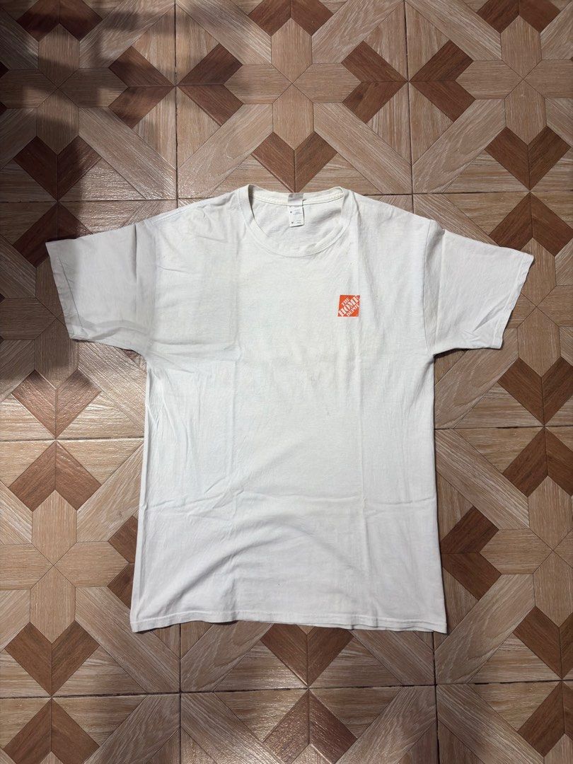 Home Depot Fruit of the Loom T-shirt (Category: Tshirts & Polo Shirts ) located in Naga. Submitted by mtthwvrsz (Listing ID 1436587158, Image 1). Description: - Home Depot t-shirt - Size: Medium (19x28) .