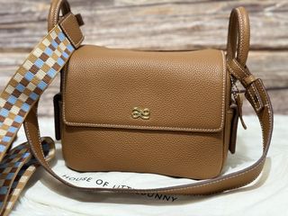 (Category: ) located in . Submitted by akmonlineboutique (Listing ID 1436540783, Image 1). Description: .