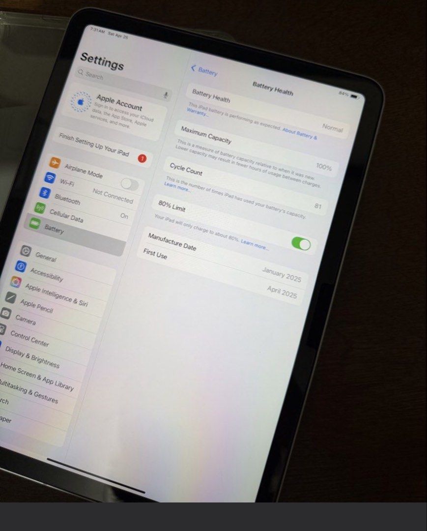 iPad Air 7 M3 Chip 128GB Wifi + Cellular (Category: iPad) located in Marikina City. Submitted by sheenvyehn05 (Listing ID 1436521293, Image 2). Description: - iPad Air 7 (M3 Chip) - 128GB Storage - Wifi + Cellular (Openline) - Starlight Color - 100% Battery Health - Includes: Unit, Charging Cable, Free Case, Free Tempered Glass Screen Protector - Unlimited Check and Reset .