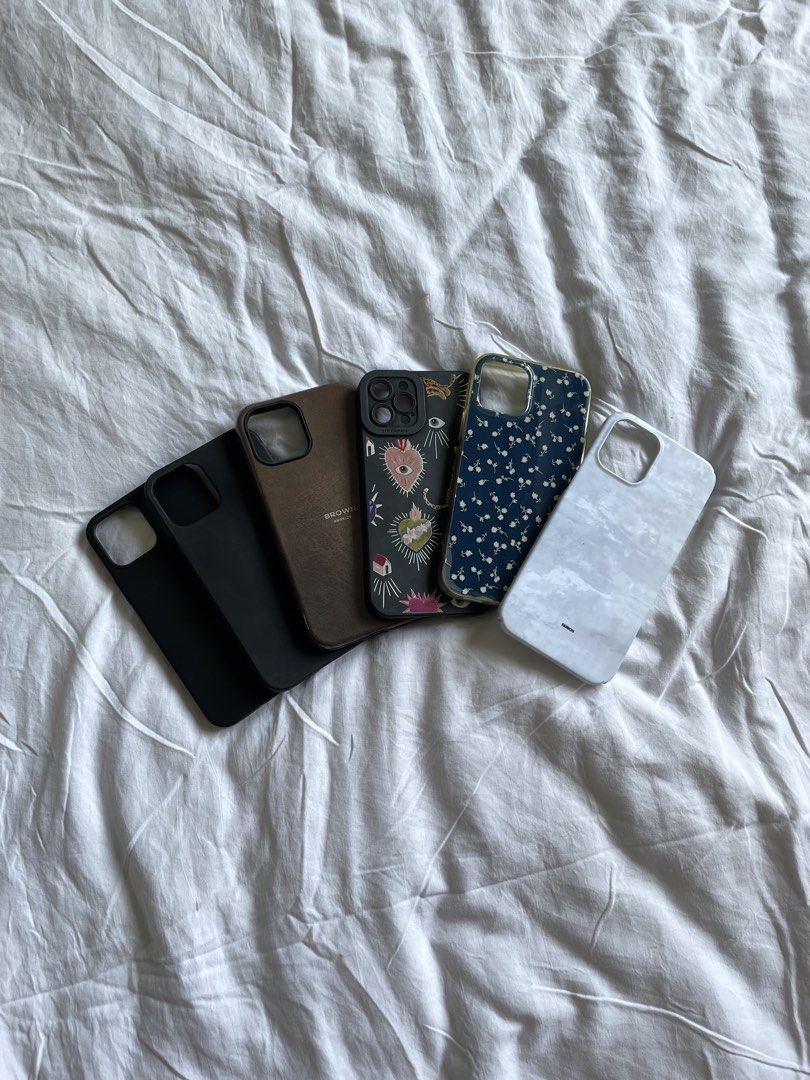 iphone 12 pro case (Category: Cases & Sleeves) located in Manila. Submitted by deidreeching (Listing ID 1436480740, Image 1). Description: get all for ₱300 .