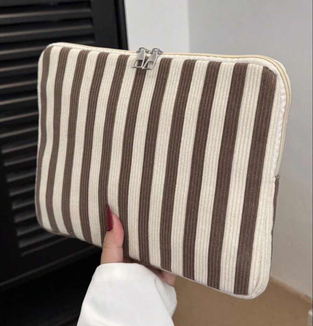 Laptop Bag/Sleeve Beige Stripe (Category: Laptop Bags & Sleeves) located in Manila. Submitted by isaybelecloset (Listing ID 1436607156, Image 3). Description: no flaws.