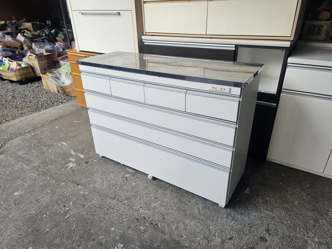 Lateral Kitchen Cabinet (Category: Shelves, Cabinets & Racks) located in Quezon City. Submitted by ledamadel (Listing ID 1436531122, Image 2). Description: Lateral Kitchen Cabinet ‼️‼️ 👉Space Saver! 😍😘🥰 ✔️L-47.5 H-33.5 W-17 Inches 📐 ✔7 Drawers 🗄 ✔️Socket Ready 🔌 ✔️Compreas & Mdf Back!🪵 ✔Scratches As-is! 👌 Location: 40 Aplaya St Napocor Vill. Tandang Sora Quezon City. For inquiry please Pm us or Call. 09066885859 Please like our page than