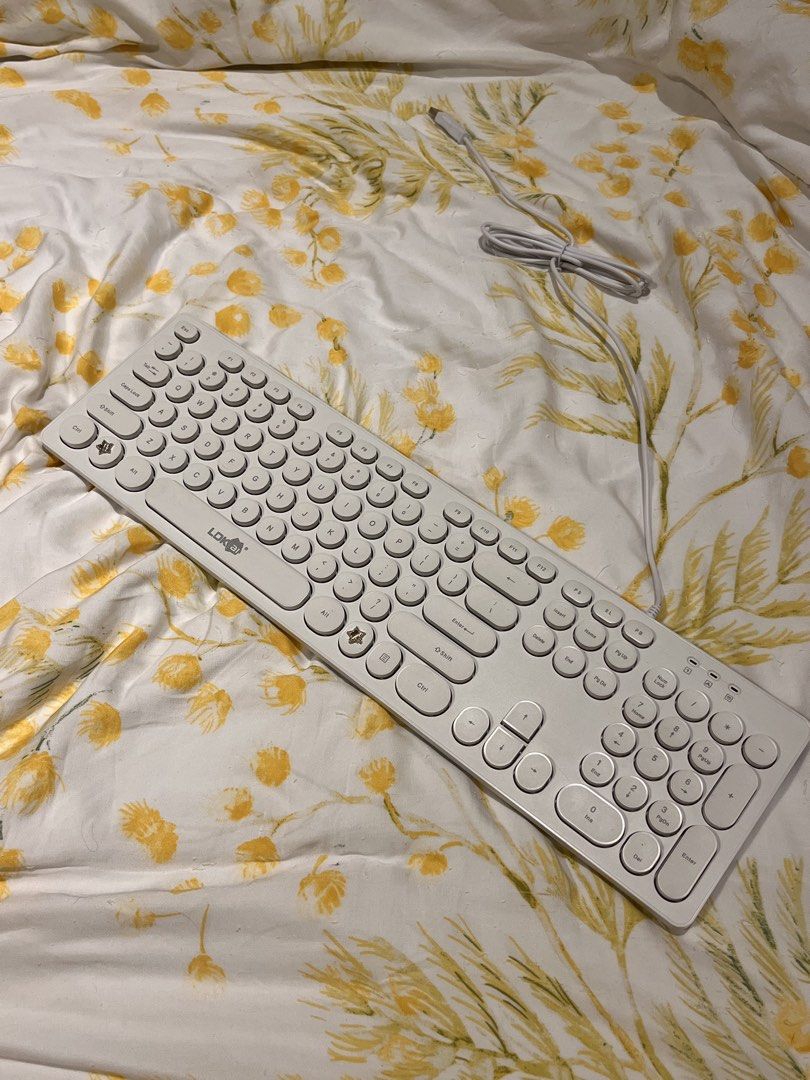 LDK 1900 Wired Keyboard - White447694426447564803