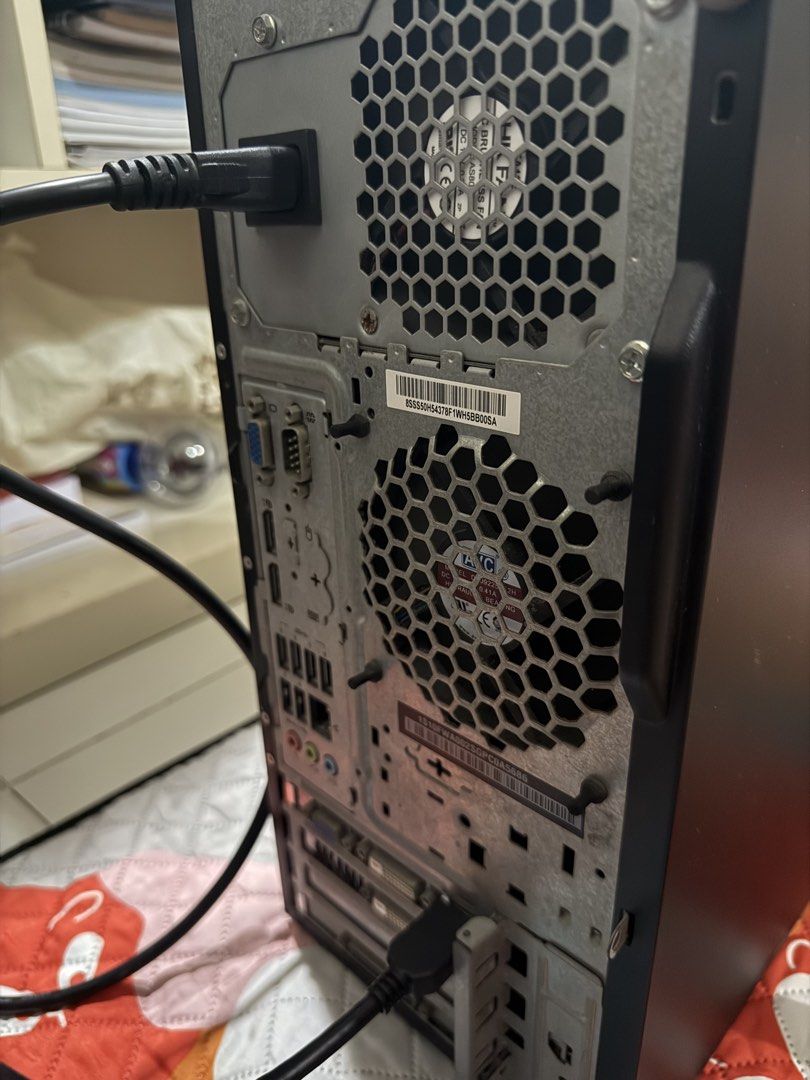 Lenovo ThinkCentre Desktop PC447559832825374722