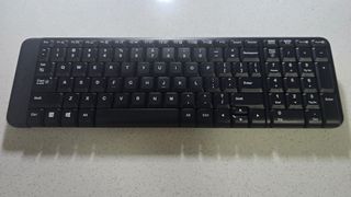 Logitech Wireless Keyboard455323603877253120
