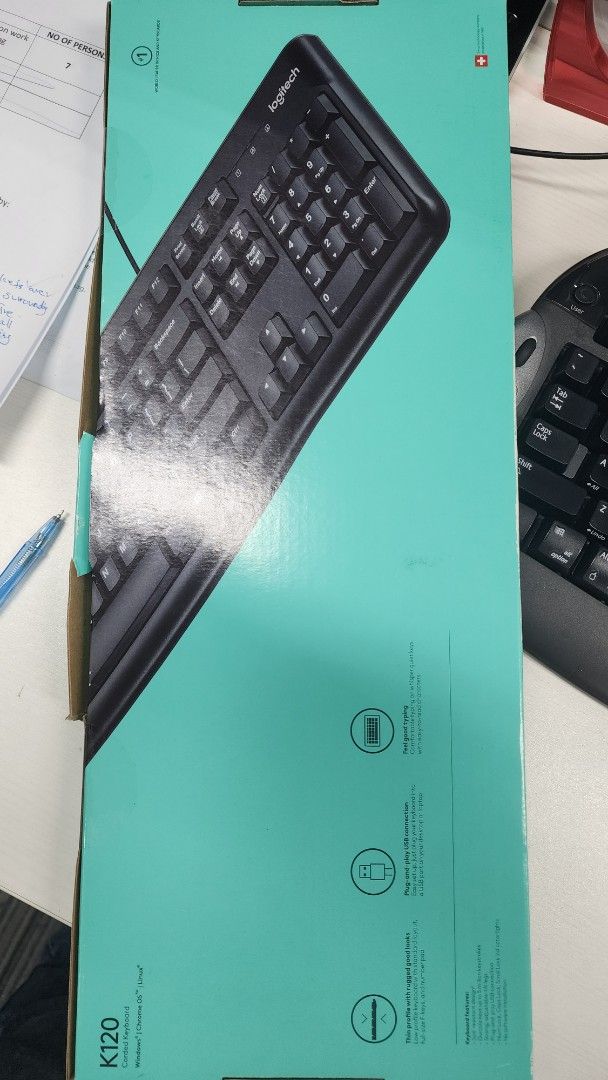 Logitech K120 Plug and Play USB Keyboard447247542681620481