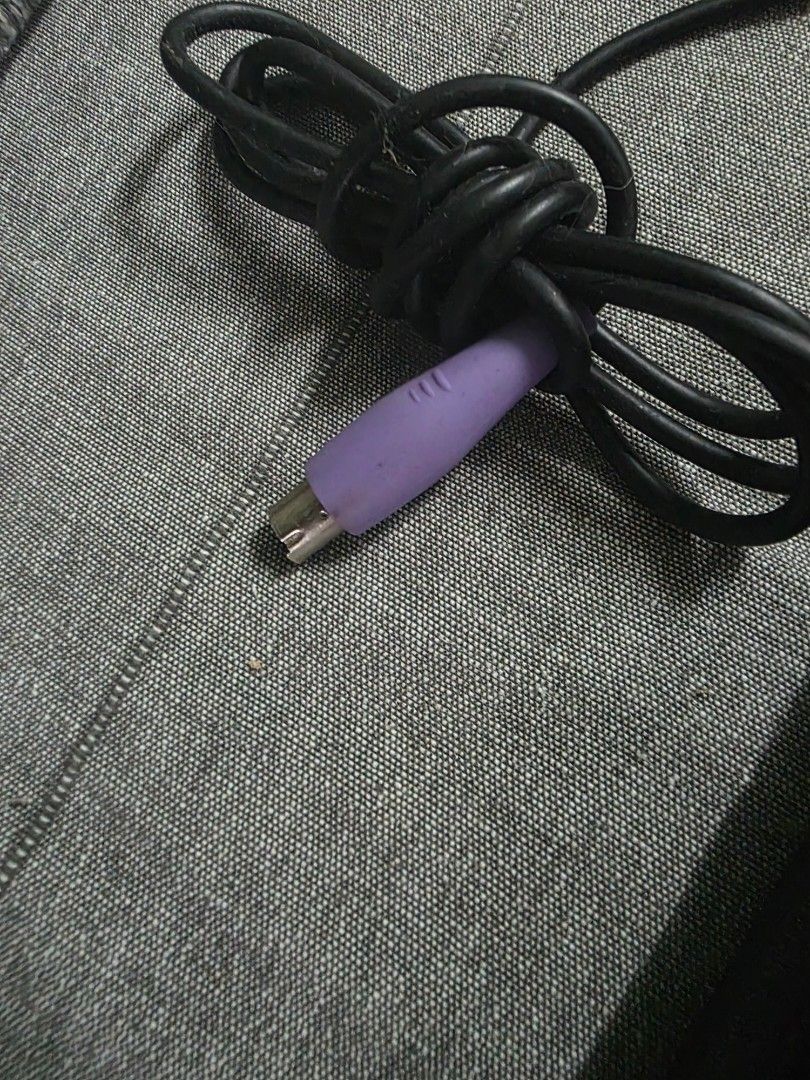 Logitech Keyboard with PS/2 Connector447929816932700161