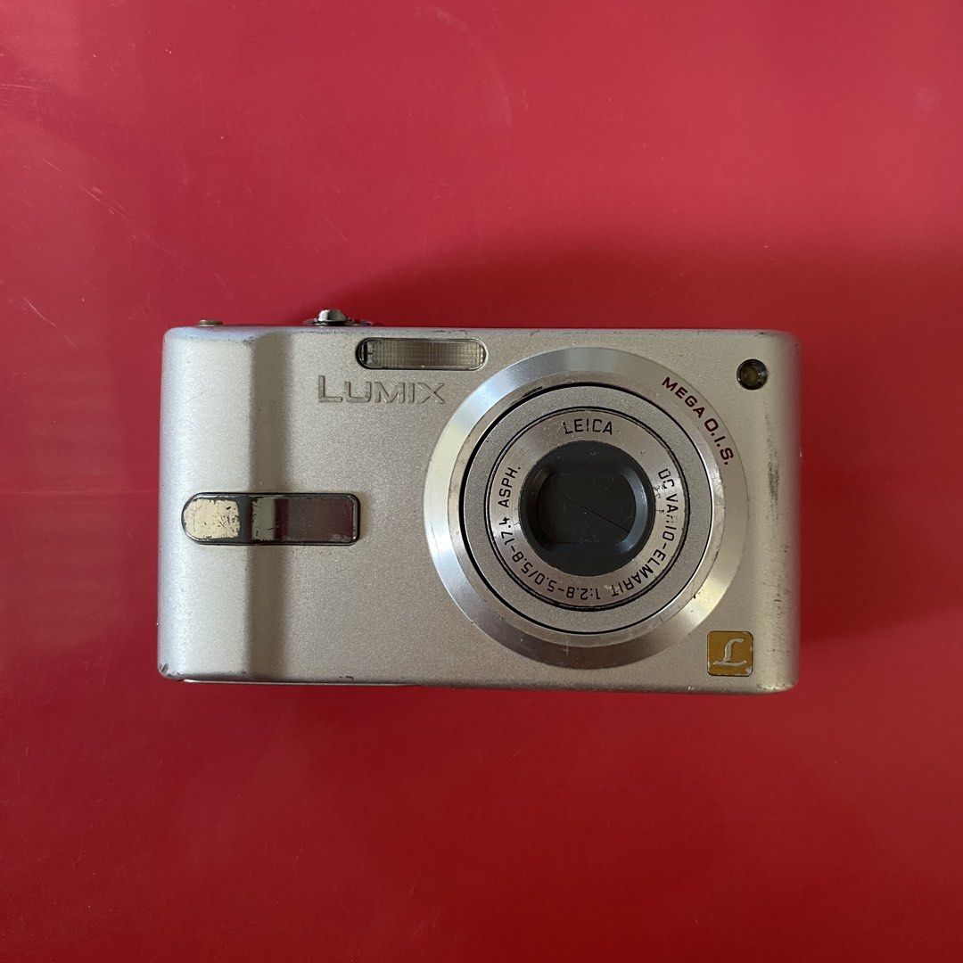 Lumix panasonic Untested Digital camera (Category: Cameras) located in Los Banos. Submitted by mweiry (Listing ID 1436520225, Image 1). Description: (Lumix Panasonic) - UNTESTED Meaning it may work or not. No battery to test, Battery too expensive for me. Buy at your own risk Dm me for questions 𝗍𝖾𝗋𝗆𝗌 & 𝖽𝖾𝗅𝗂𝗏𝖾𝗋𝗒: 𝙋𝙖𝙮𝙢𝙚𝙣𝙩 𝙛𝙞𝙧𝙨𝙩 𝙗𝙖𝙨𝙞𝙨 𝙤𝙣𝙡𝙮 📍 Mode of payment: GCash 🚚 Delivery options:J&T note: - no return / no exc
