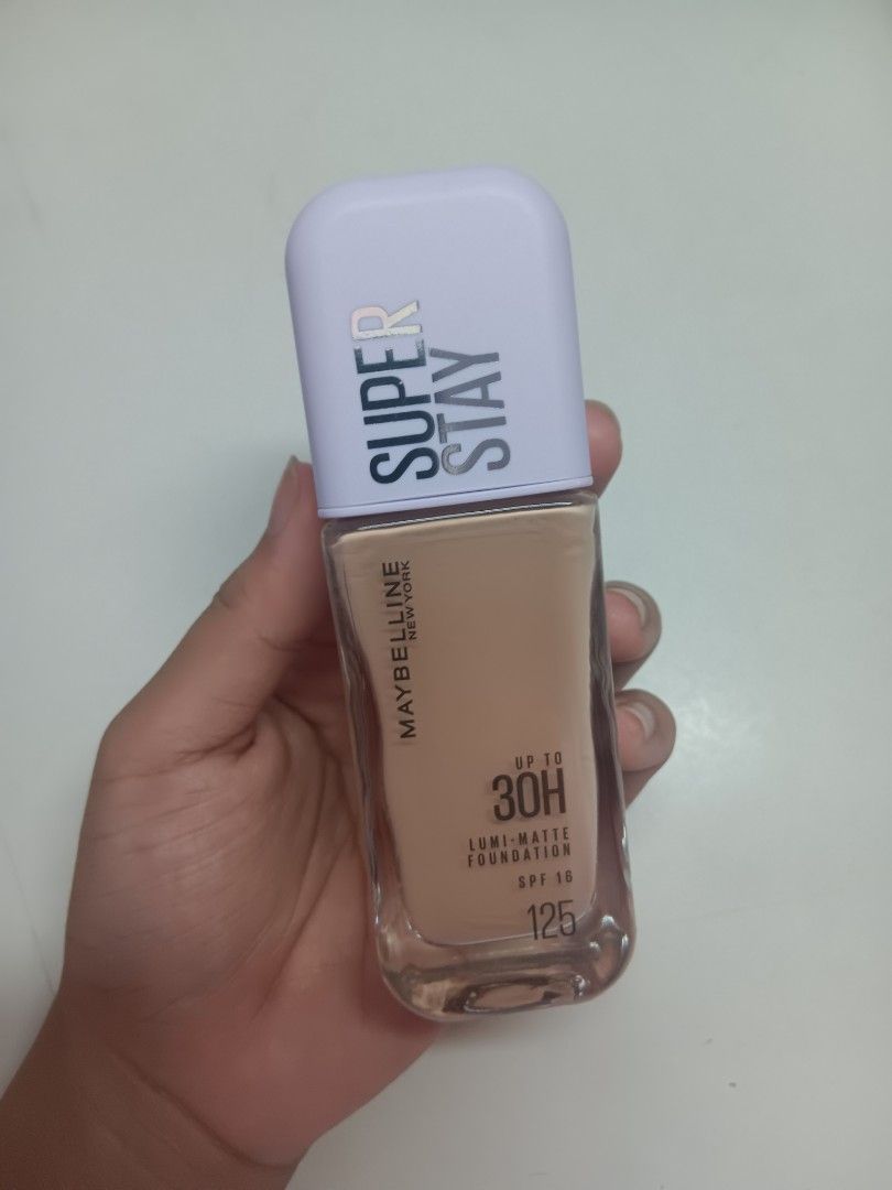 Maybelline Lumi Matte Foundation 125, 95% (Category: Makeup) located in Quezon City. Submitted by hapyllein (Listing ID 1436552440, Image 1). Description: Shade: 125, Medium neutral still 95% rfs: used once for an event only and I don't usually wear foundation.