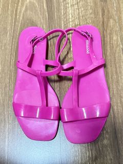 (Category: ) located in . Submitted by ushoppes (Listing ID 1436497709, Image 1). Description: .