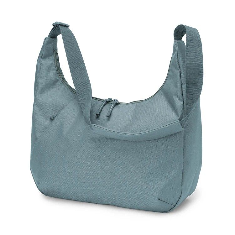 Muji 2 Way Water Repellent Bag (Category: Cross-body Bags) located in Quezon City. Submitted by chubbyshopper (Listing ID 1436594885, Image 1). Description: Brand New Hard to find color Shipping or Lalamove c/o buyer.