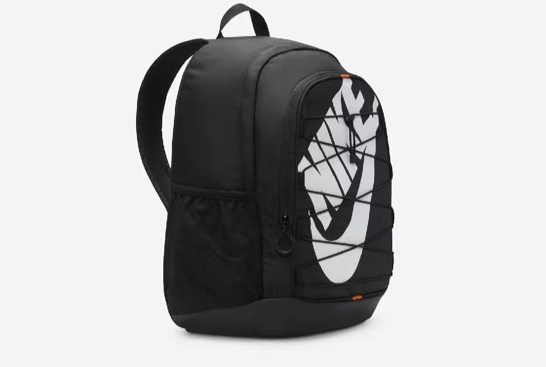 Nike Backpack Black (Category: Backpacks) located in Bulacan. Submitted by jhenecisbacuel1 (Listing ID 1436508531, Image 3). Description: - Black Nike backpack with white logo - Top handle and adjustable straps - Side pockets for extra storage - brandnew 💯 original .