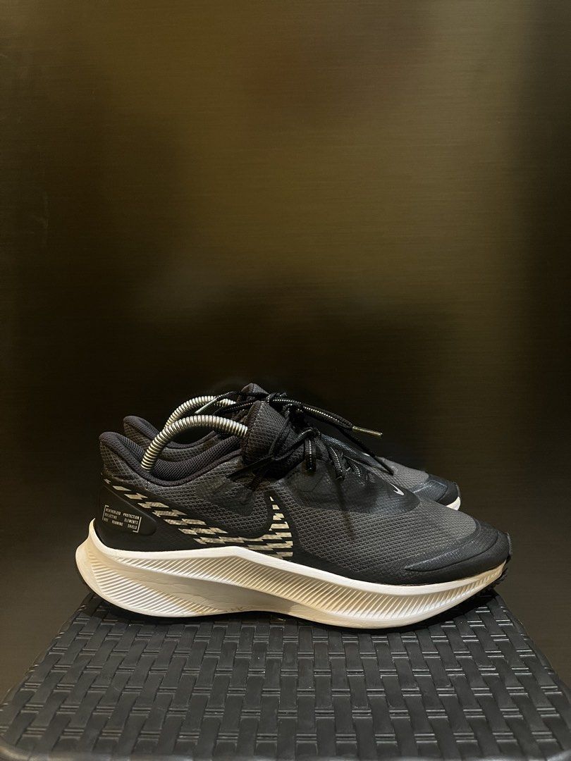 Nike Running Shoes Black and White (Category: Sneakers) located in Quezon City. Submitted by charles.mohamed (Listing ID 1436553950, Image 1). Description: - Black upper with white midsole - Nike swoosh visible - Black laces - Mesh-like upper material - Running-specific sole.