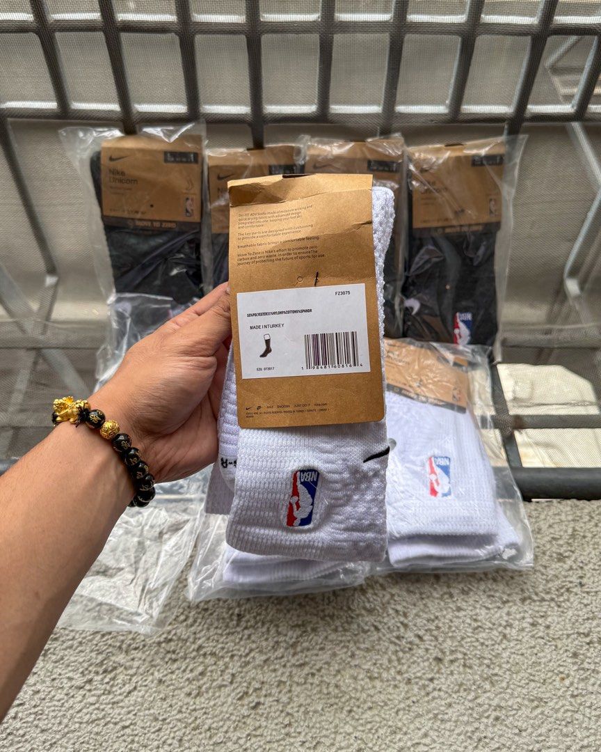 Nike Unicorn Crew Socks White Black Large (Category: Sneakers) located in Quezon City. Submitted by loydronquillo4-24197 (Listing ID 1436544924, Image 2). Description: 𝗡𝗘𝗪 𝗦𝗧𝗢𝗖𝗞𝗦 𝗔𝗥𝗥𝗜𝗩𝗔𝗟!🚨 NK Unicorn Crew Socks Cushioned White/Black ▪ 𝗟𝗜𝗠𝗜𝗧𝗘𝗗 𝗢𝗡-𝗛𝗔𝗡𝗗 𝗦𝗧𝗢𝗖𝗞𝗦!⚡️ ▪ Nationwide shipping available ▪ Standard Size: Large (42 - 46EU) NBA (White) L - ₱550 NBA (Black) L - ₱550 Actual photos posted!📸 𝗚𝗲𝘁 𝘄𝗵𝗮𝘁 𝘆𝗼