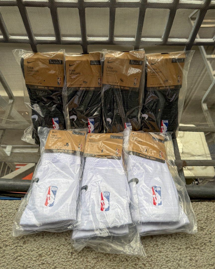Nike Unicorn Crew Socks White Black Large (Category: Sneakers) located in Quezon City. Submitted by loydronquillo4-24197 (Listing ID 1436544924, Image 3). Description: 𝗡𝗘𝗪 𝗦𝗧𝗢𝗖𝗞𝗦 𝗔𝗥𝗥𝗜𝗩𝗔𝗟!🚨 NK Unicorn Crew Socks Cushioned White/Black ▪ 𝗟𝗜𝗠𝗜𝗧𝗘𝗗 𝗢𝗡-𝗛𝗔𝗡𝗗 𝗦𝗧𝗢𝗖𝗞𝗦!⚡️ ▪ Nationwide shipping available ▪ Standard Size: Large (42 - 46EU) NBA (White) L - ₱550 NBA (Black) L - ₱550 Actual photos posted!📸 𝗚𝗲𝘁 𝘄𝗵𝗮𝘁 𝘆𝗼