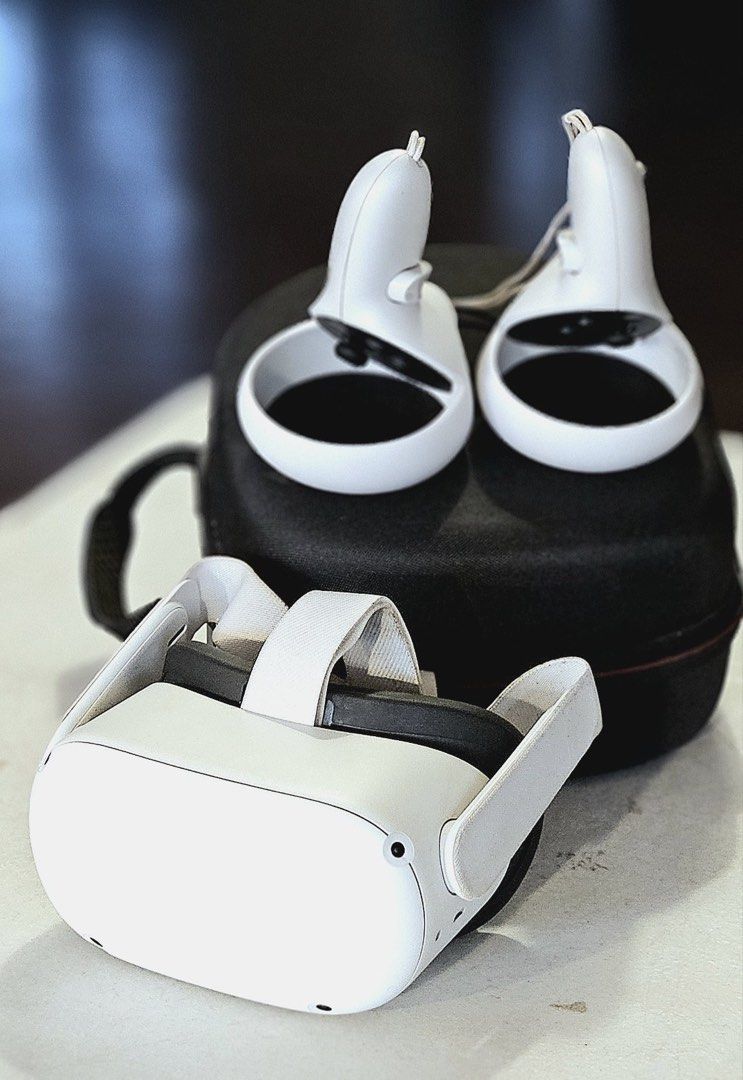 Oculus Meta Quest 2 (Category: Virtual Reality) located in Paranaque City. Submitted by jennyfurn (Listing ID 1436598103, Image 1). Description: Selling my Meta Quest 2 128GB in very good condition. Includes: • VR headset • 2 controllers • Charging cable & power adapter • Facial interface • Carrying case with zipper closure * original box ✔ Clean lenses ✔ Controllers fully functional (buttons + joysticks working perfectly) ✔ Adjustable headset st