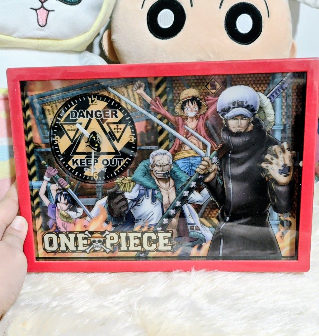 ONE PIECE 3D Display (with mini clock) (Category: Fan Merchandise) located in Manila. Submitted by yourfavoritethings7 (Listing ID 1436630636, Image 1). Description: Issue: Clock is not working - (ipa repair nyo nalang) Good as display. Dimensions: 7 x 10 inches.