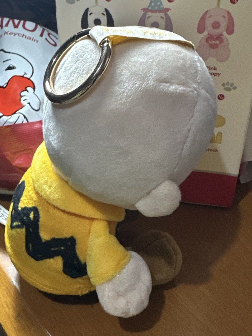 Peanuts Charlie Brown Plush Keychain (Category: Toys & Games) located in Manila. Submitted by mellieb77 (Listing ID 1436514149, Image 3). Description: - [ ] Peanuts Plush Pendant Charlie Brown ❗️Quitting sale! 🌸With box, foil, and card Can give discount if you’ll be buying it with at least 2 from my quitting sale products which you can find in my profile! 🥰 Meetup: BGC, Glo, GB MOD: Lalamove MOP: Cash/Gcash .