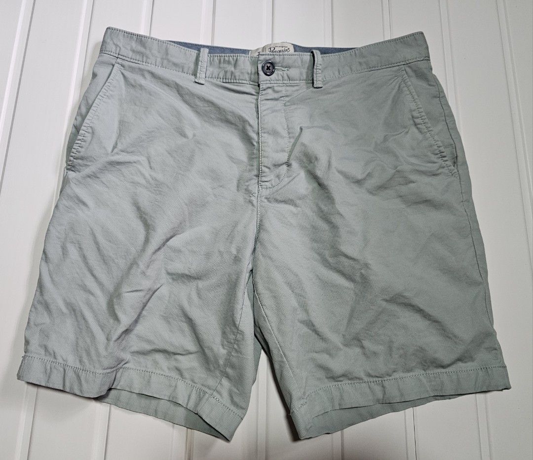 Penguin Shorts (Category: Shorts) located in San Jose del Monte. Submitted by levanthrift (Listing ID 1436554793, Image 2). Description: dimes on photos.