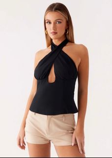 (Category: ) located in . Submitted by clearing_out_my_closet01 (Listing ID 1436547730, Image 1). Description: .