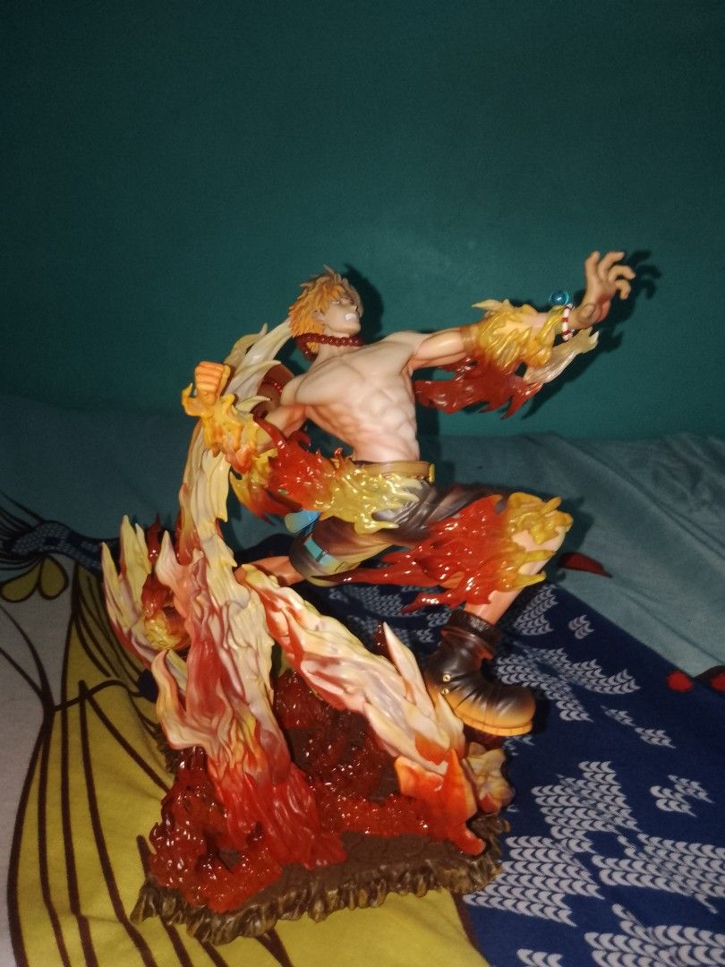 POP Maximum Portgas D. Ace Figure (Category: Figurines & Statues) located in Manila. Submitted by aaronjames22 (Listing ID 1436641198, Image 3). Description: - POP Maximum Portgas D. Ace figure - Features Ace surrounded by flames - Includes original box - Highly detailed collectible - Ideal for One Piece collectors.