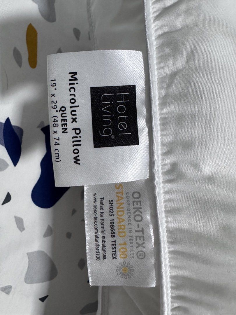 QUEEN PILLOW HOTEL LIVING (Category: Announcements) located in Quezon City. Submitted by prelovedsaleitems (Listing ID 1436556667, Image 1). Description: .
