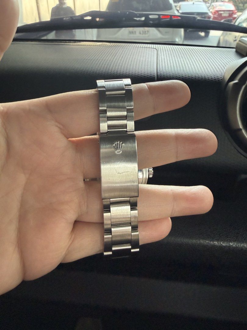 Rolex Datejust Stainless Steel Watch (Category: Luxury Watches) located in Quezon City. Submitted by lsreyes (Listing ID 1436489556, Image 2). Description: Rolex Datejust Condition: 8.5/10 Model: 1603 pie pan silver dial Year: 1975 Serial: 39xxxxx 1570 movement Non quickset date Period correct original strap Recently serviced Watch only, comes with 12 links, can fit up to 6.5 to 7inches wrist size 📍Location: Tandang Sora, Congressional Extension