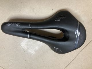 （分類：）位於 。 由 benlai622 提交（商品編號 1436485518，圖片 1）。簡介： 。