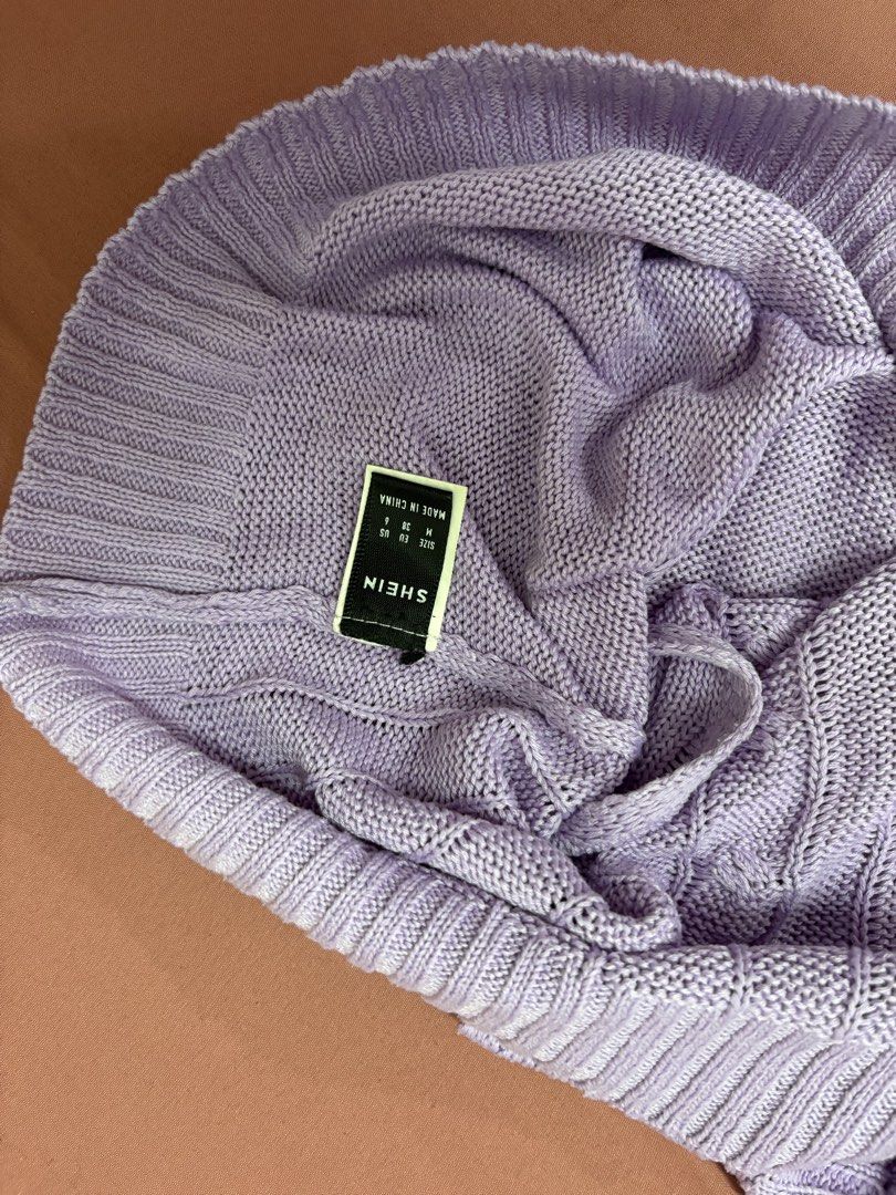 Shein Knit Vest (Category: Sleeveless) located in Manila. Submitted by closetsofaddie (Listing ID 1436585745, Image 2). Description: - Shein knit vest - Size: M - Color: Light Purple - Design: V-neck, cable knit - Perfect for layering 💳Mode of Payment: 💙 GCash 🧡 MariBank 🩵 GoTyme 💸 Cash if Meetup! 🚚Mode of Delivery: JnT Delivery Lalamove if nearby/Same day May do meetups.
