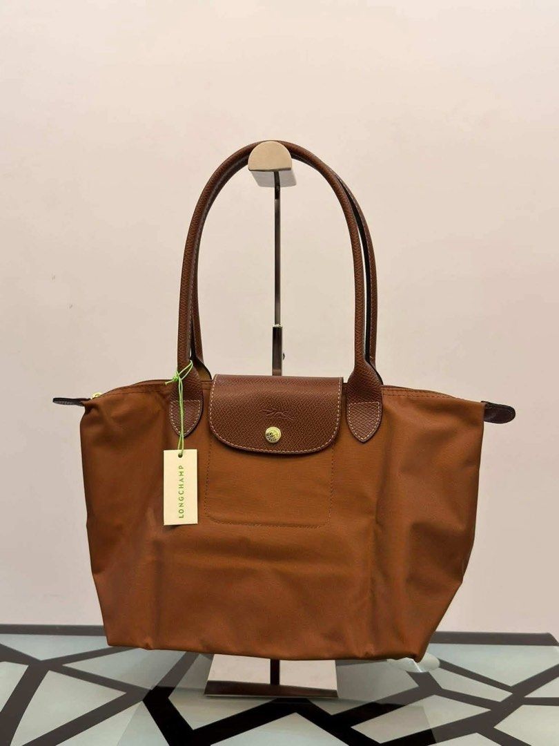 Shoulder Bag (Category: Shoulder Bags) located in Pasay City. Submitted by mriahunnuh2 (Listing ID 1436645602, Image 1). Description: MPO Quality With tags Brandnew.