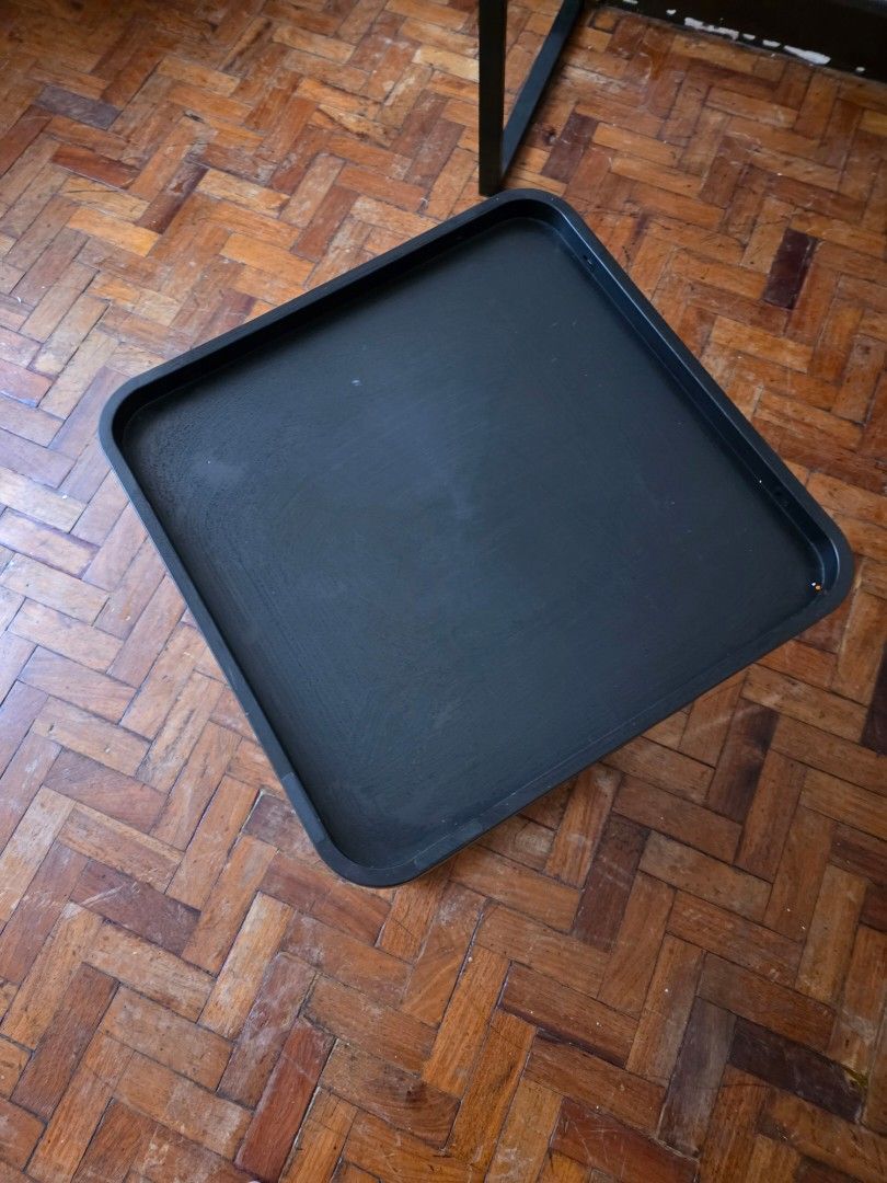 Side table plastic (Category: Shelves, Cabinets & Racks) located in Manila. Submitted by jansenica (Listing ID 1436571023, Image 2). Description: location pasig 700.