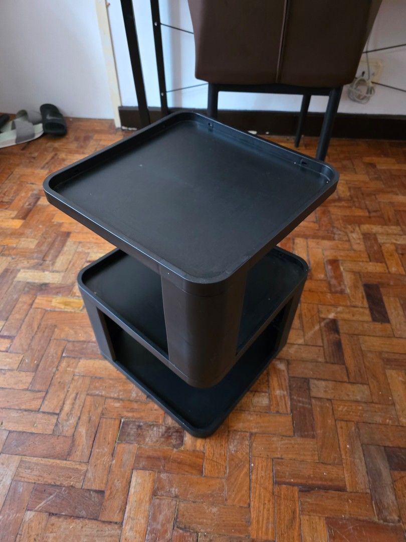 Side table plastic (Category: Shelves, Cabinets & Racks) located in Manila. Submitted by jansenica (Listing ID 1436571023, Image 1). Description: location pasig 700.