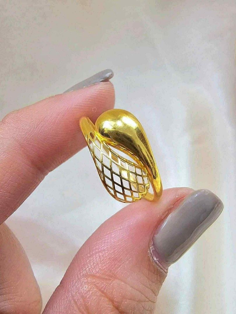 Solid Mesh Teardrop Ring in 18K Saudi Gold (Category: Rings) located in Caloocan City. Submitted by cheskhaionlinestore2.0 (Listing ID 1436490718, Image 2). Description: Pure 18K Saudi Gold ✨ Solid Teardrop Ring Size 6,7,8,9 ₱4000 only ⚡ 🍒Nasasangla💯/ Pawnable 💯 🍒Ship Via Lbc/ JNT 🍒Same Day delivery via LALAMOVE 🚚 🍒Open for COD/COP with dp to avoid cancellation of orders ‼️ DM for faster Transaction 📩📩📩 Cheskhai Online Store #cheskhaion