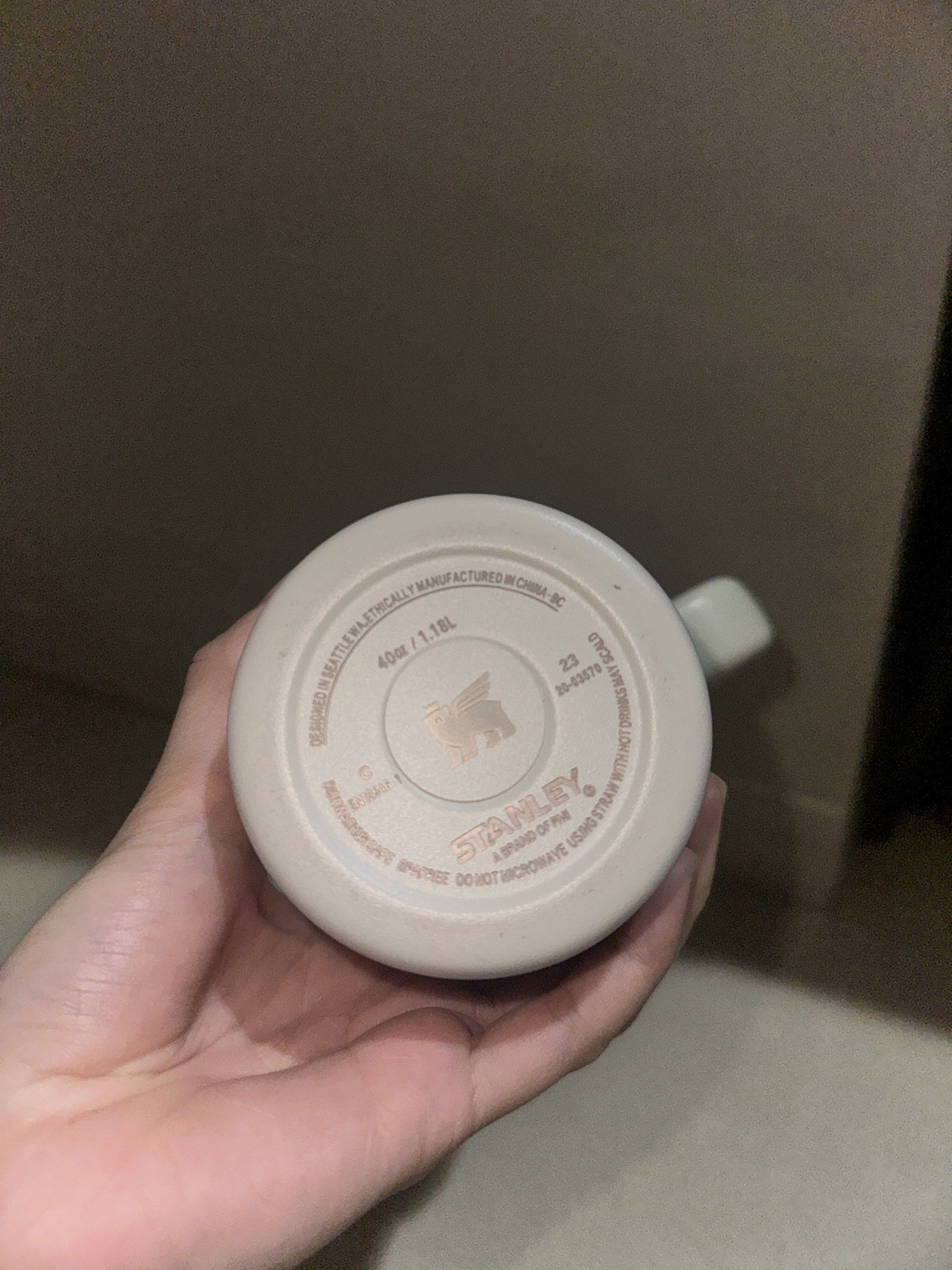 Stanley (Kategori: Barang Yang Dicari) berada di Tangerang. Dikirim oleh snowyshop_ (ID iklan 1436630663, Gambar 3). Deskripsi: Baru dipakai 5x Alasan jual bosen kebanyakan botol.
