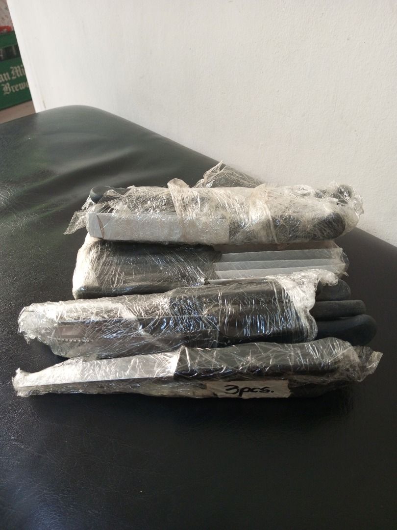 Steak Knife (Category: Dinnerware & Cutlery) located in Quezon City. Submitted by foxsquaredeals (Listing ID 1436500378, Image 1). Description: 49pcs available RFS: Used from previous business Own pick up/SF shouldered by buyer. MOP: Cash upon pick up, BDO, BPI or Chinabank .