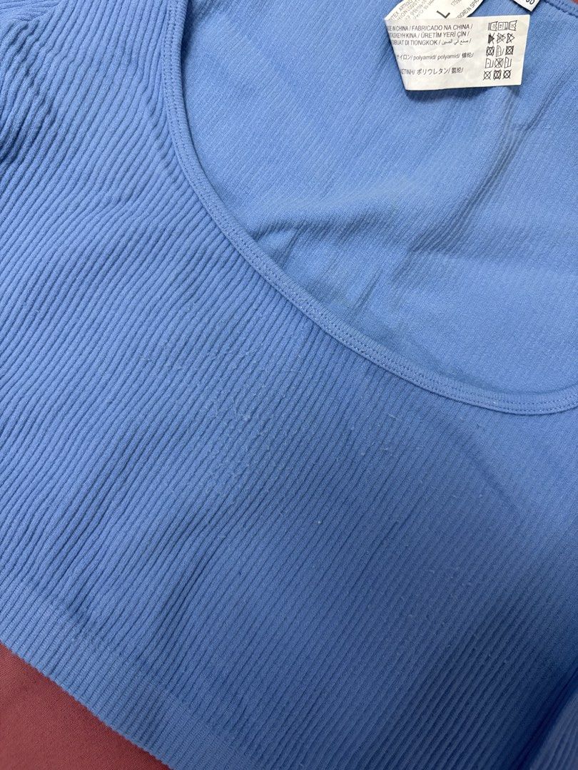 Stradivarius Ribbed Crop Top - Blue - Size L (Category: Others Tops) located in Manila. Submitted by closetsofaddie (Listing ID 1436585742, Image 3). Description: - Stradivarius crop top - Light blue color - Ribbed knit fabric - Scoop neckline - Short sleeves - Size L - Made in Spain - Perfect for casual wear - Slight issue (naghimulmol) 💳Mode of Payment: 💙 GCash 🧡 MariBank 🩵 GoTyme 💸 Cash if Meetup! 🚚Mode of Delivery: JnT Delivery Lalamove