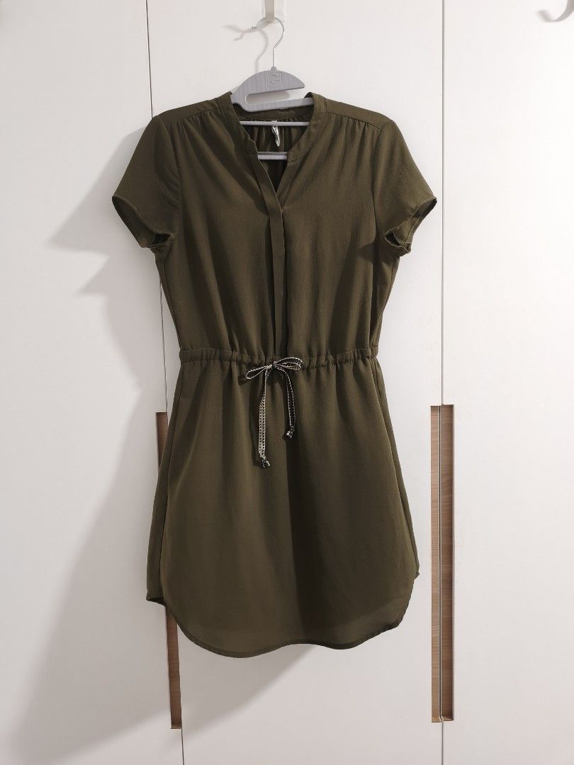 Stradivarius Shirt Dress w Pockets, Women's Fashion, Dresses & Sets, Dresses  on Carousell