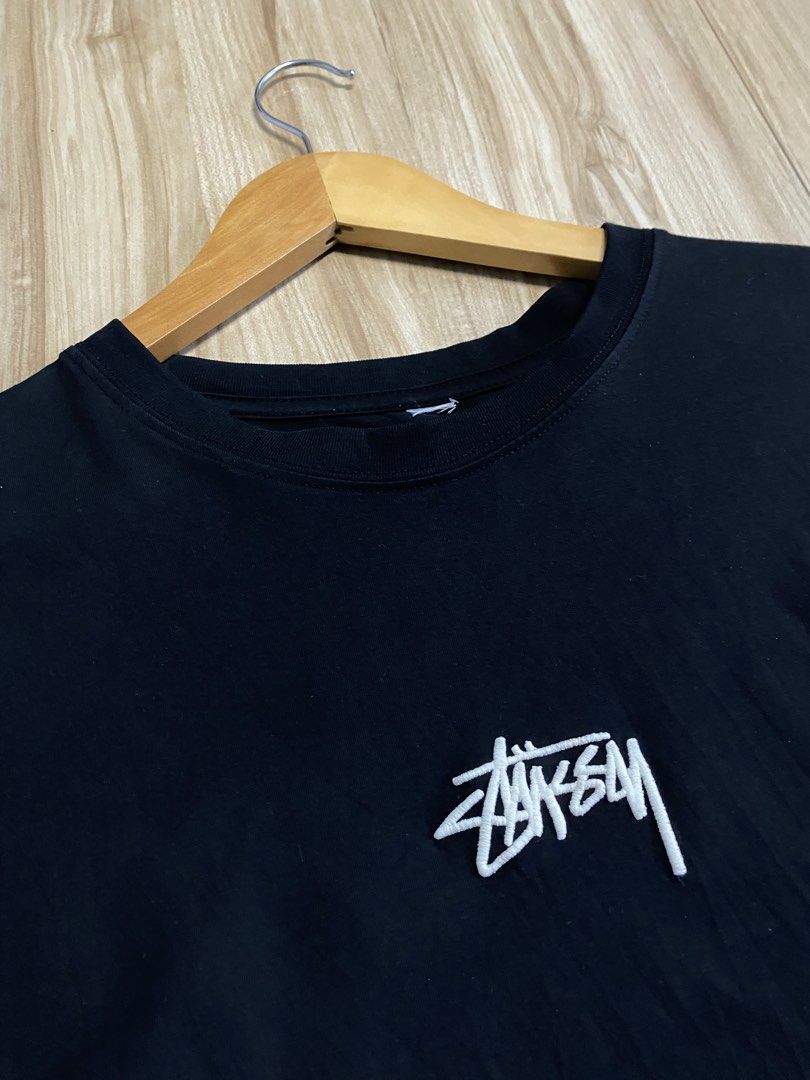 Stussy Black T-shirt (Category: Tshirts & Polo Shirts ) located in Panabo. Submitted by jamesallen23365 (Listing ID 1436625845, Image 3). Description: - Black Stussy T-shirt - White Stussy logos (front and back) - Crew neck - Short sleeves - Soft material.