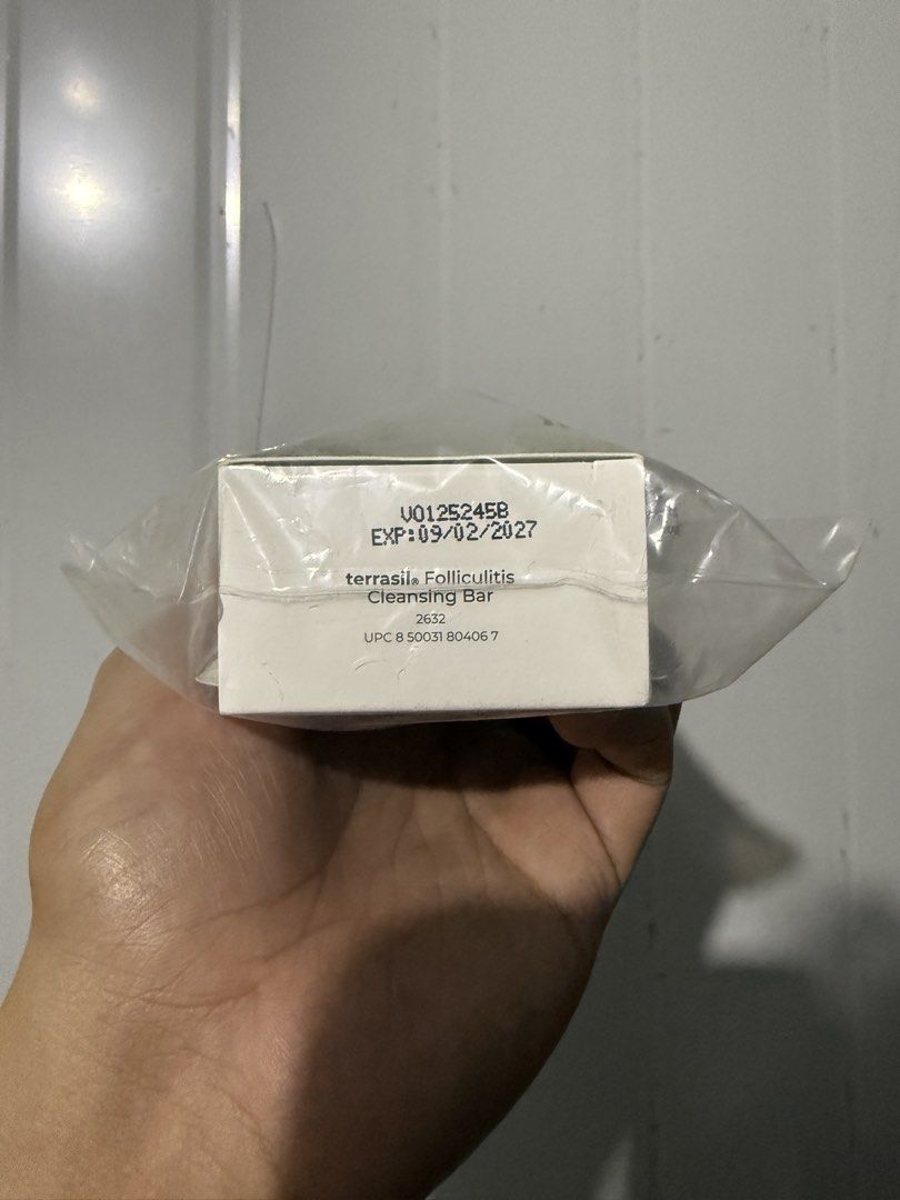 Terrasil Folliculitis Cleansing Bar (Category: Bath) located in Manila. Submitted by naztymac (Listing ID 1436573179, Image 2). Description: Brand new and sealed. Expiration date: September 02, 2027.