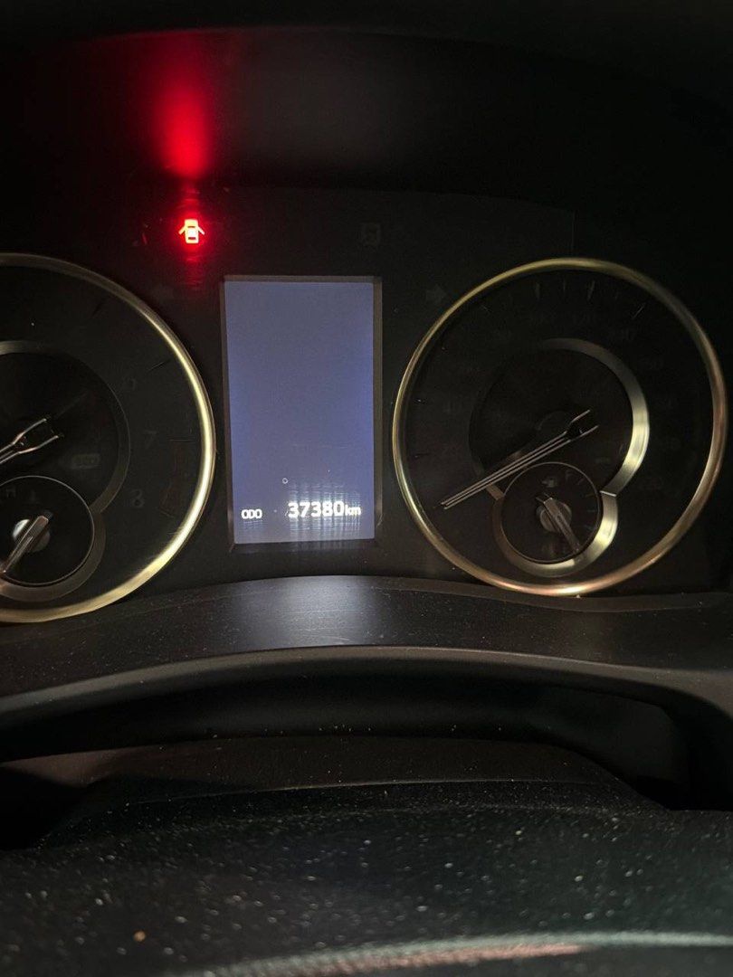 Toyota Alphard 3.5 G (A) (Category: Used Cars) located in Manila. Submitted by anne1335 (Listing ID 1436561041, Image 3). Description: toyota alphard 2019 model register in 2018 .