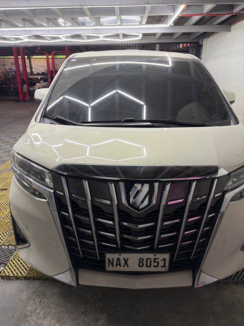 Toyota Alphard 3.5 G (A) (Category: Used Cars) located in Manila. Submitted by anne1335 (Listing ID 1436561041, Image 1). Description: toyota alphard 2019 model register in 2018 .