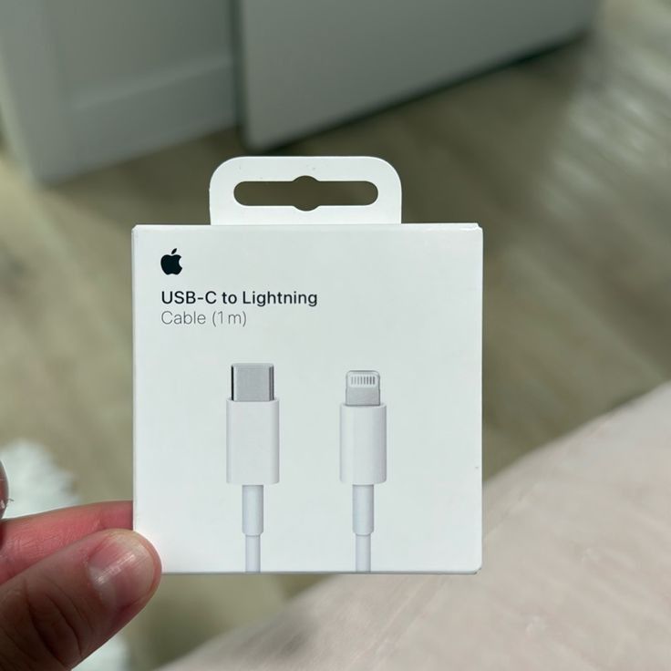 Type C to Lightning Cable (Category: Chargers & Cables) located in Quezon City. Submitted by aiyhannah (Listing ID 1436591941, Image 1). Description: Brand new and sealed ₱320.00 only 1 meter in length Loc: Batasan Hills QC Pick up or delivery with SF via Lalamove.