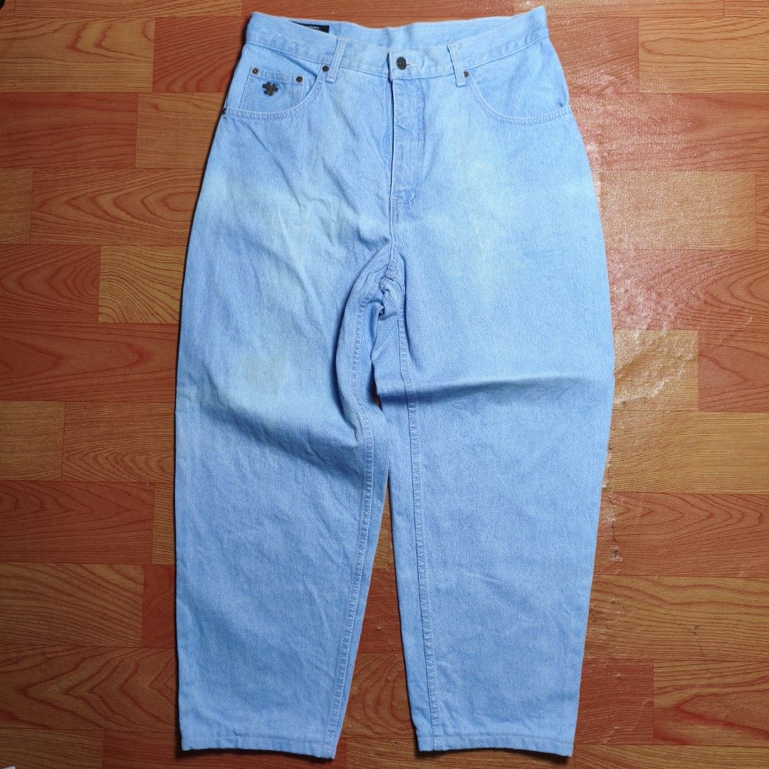 VINTAGE EDWIN PANTS (Category: Activewear) located in Cavite. Submitted by erwheen (Listing ID 1436491158, Image 1). Description: VINTAGE EDWIN DIMES 32-34W 40L 13LEG 8HEM EXCELLENT CONDITION COLOR RATE 9/10 ISSUE FADE PATCH ONLY 750 PLUS SHIPING MOP GCASH COURIER J&T / LALAMOVE NO COD/COP LOCATION CAVITE CITY.