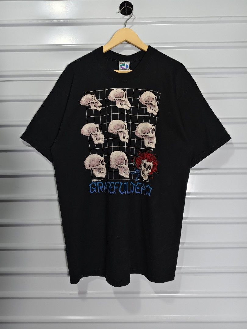 Vintage Liquid blue 90's Gratefull dead (Category: Tshirts & Polo Shirts ) located in Davao. Submitted by lucas06082030 (Listing ID 1436494289, Image 1). Description: Vintage Liquid blue 90's Gratefull dead (Rare) Size: Large Dimension: Length 31 x Width 22.5 Excellent condition to new condition💯 No issue❌.