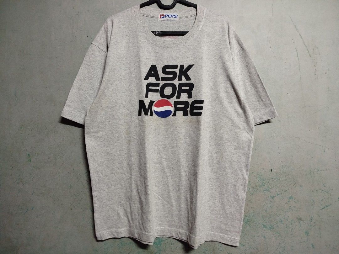 Vintage Pepsi Shirt (Category: Tshirts & Polo Shirts ) located in San Juan City. Submitted by reddvelasquez4298 (Listing ID 1436499126, Image 1). Description: Vintage Pepsi Shirt Size XL 23 Width 29 Length Good Condition Issues may mga yellow/rust stains, at himolmul. 750 pesos PM.