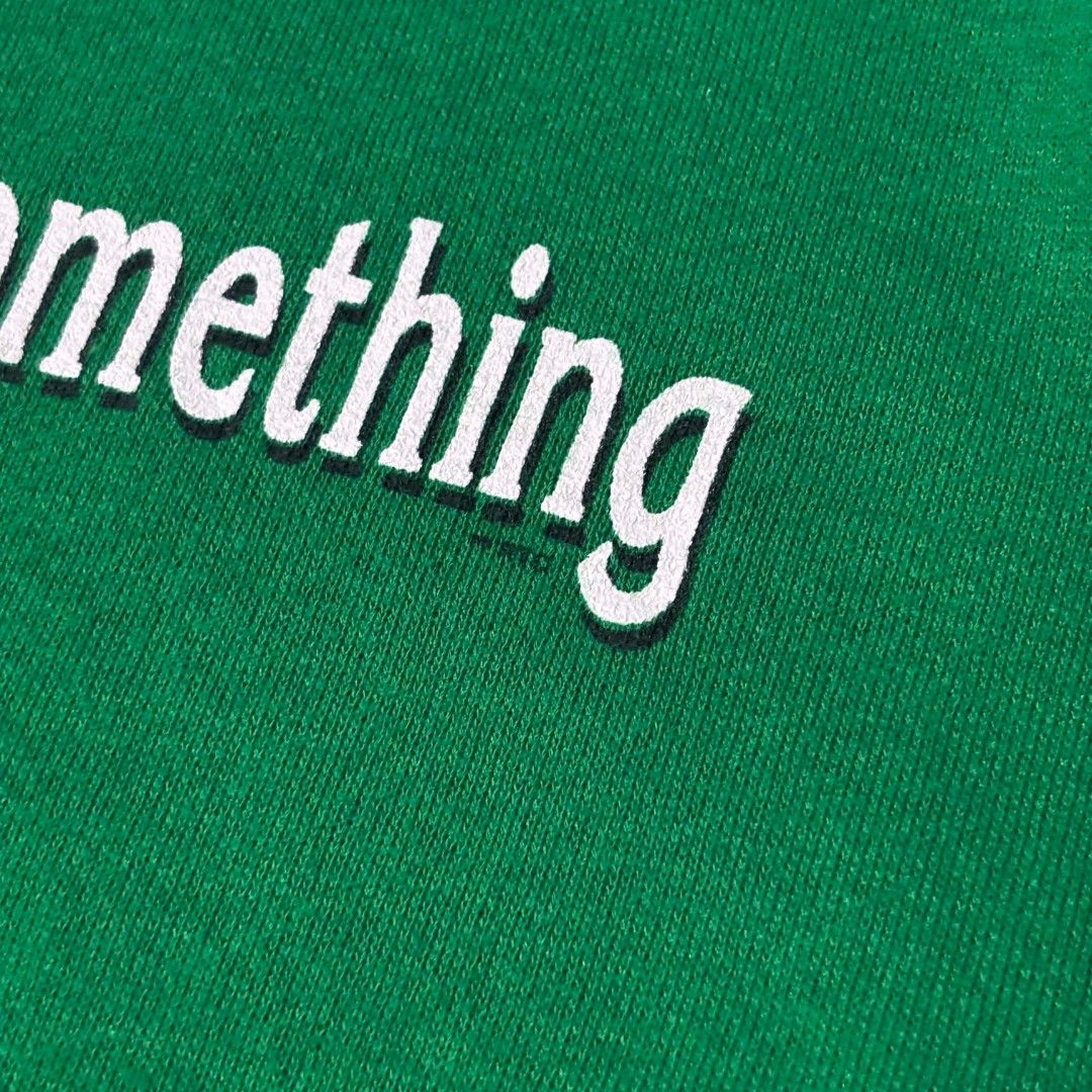 VTG Lee Irish Eyes Sweater (Category: Activewear) located in San Pablo. Submitted by refitsph (Listing ID 1436612011, Image 3). Description: - Width: 26 - Length: 28.5 - Crispy Condition - No flaws.
